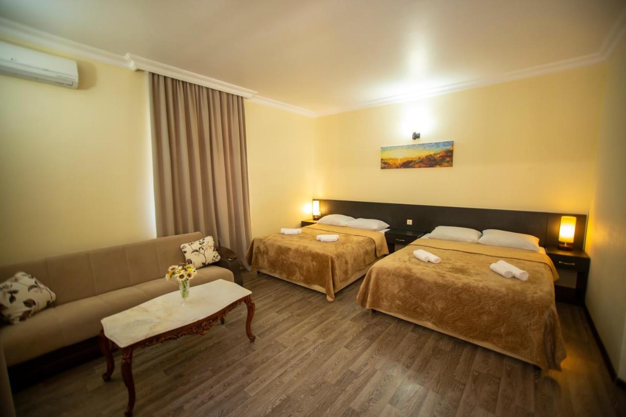 Hotel Chveni Ezo コブレチ エクステリア 写真