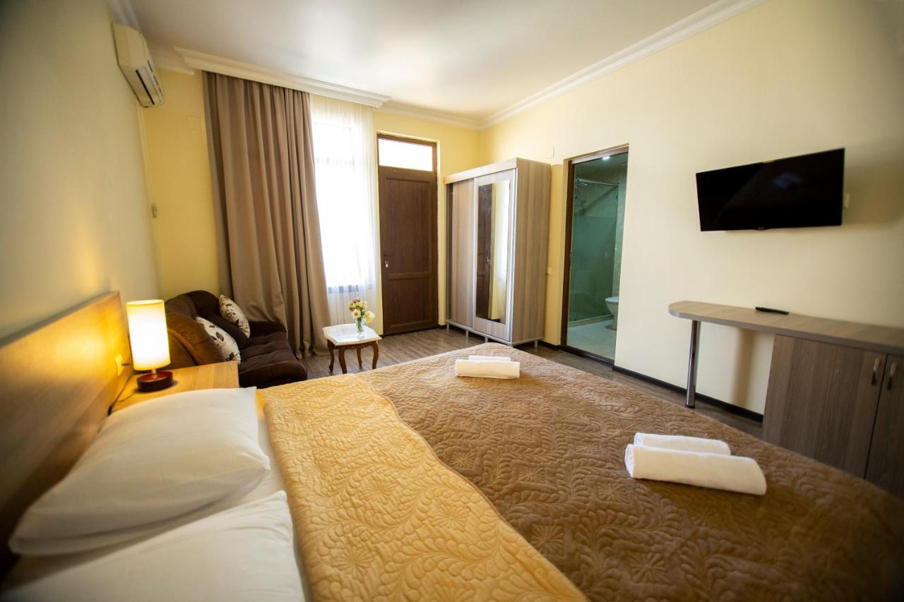 Hotel Chveni Ezo コブレチ エクステリア 写真
