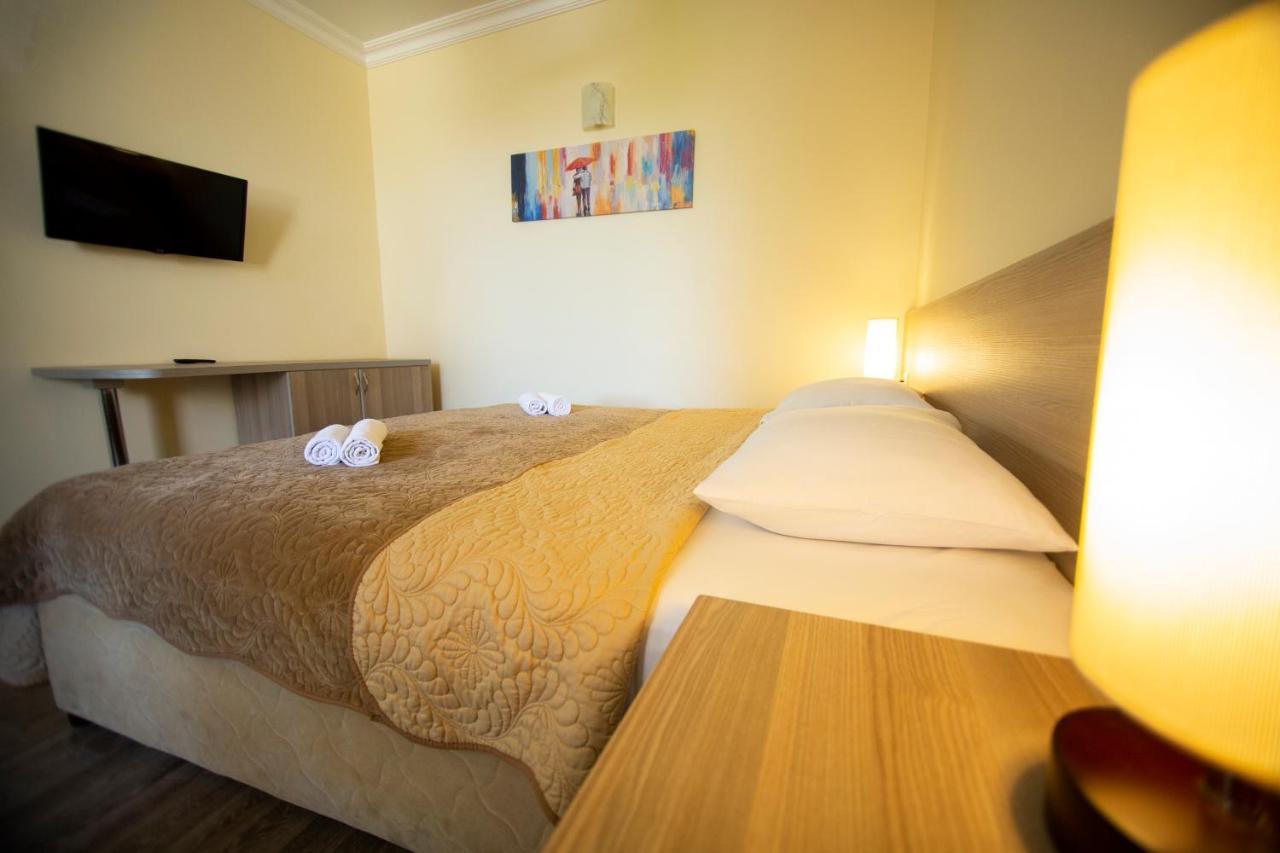 Hotel Chveni Ezo コブレチ エクステリア 写真